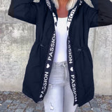 Cappotto casual con cappuccio, coulisse e stampa lettering