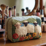 Beauty case trapuntato con pecore al pascolo