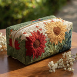 Beauty case trapuntato a fiori